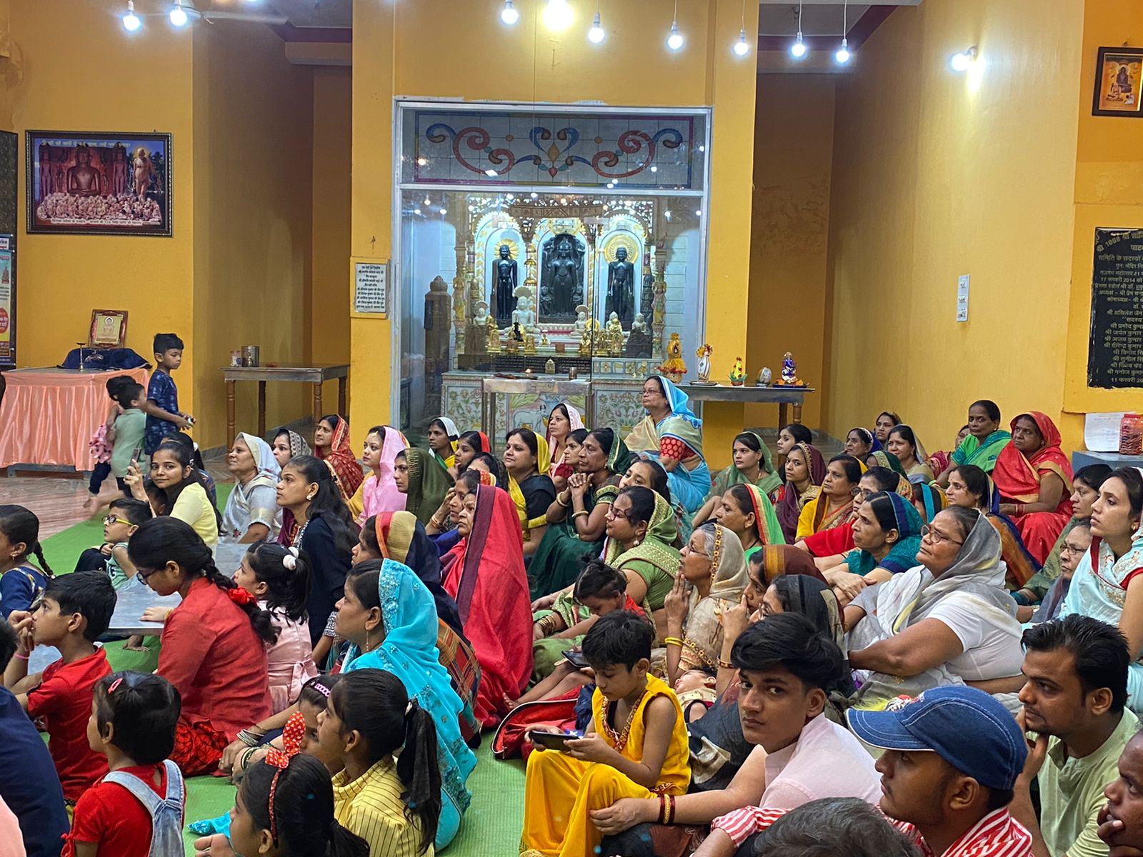 श्री शांतिनाथ जिनालय में सांस्कृतिक कार्यक्रमों के साथ मनाया जा रहा दश लक्षण पर्युषण पर्व 10 IMG 20220902 WA0010